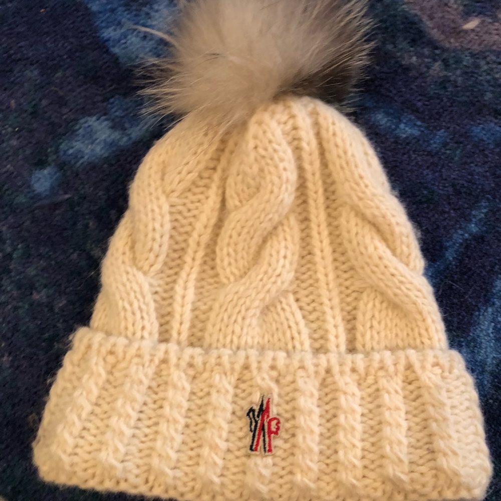 Moncler winter hat!